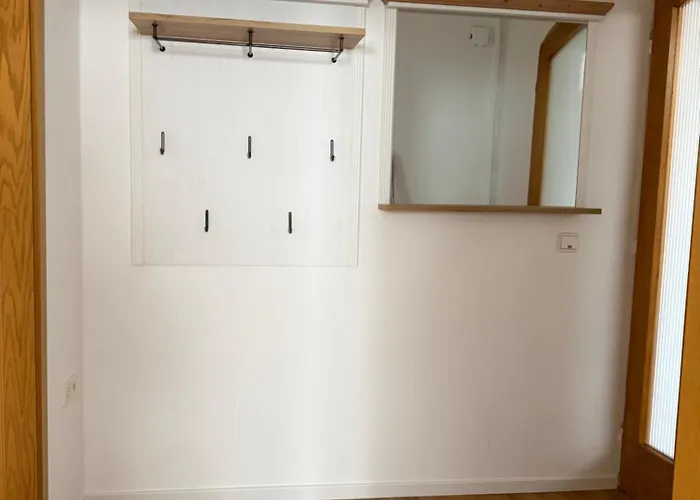 Rebennest In Historischen Gebaeude Aus 1840 Apartament