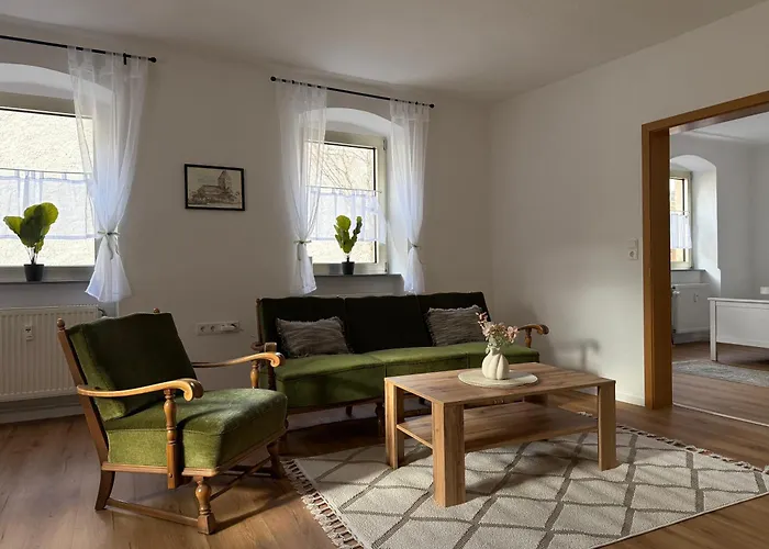 Rebennest In Historischen Gebaeude Aus 1840 Apartament