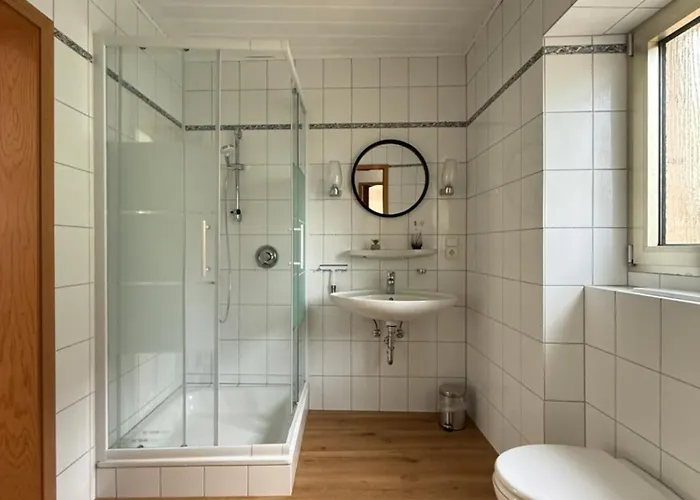 Rebennest In Historischen Gebaeude Aus 1840 Apartament